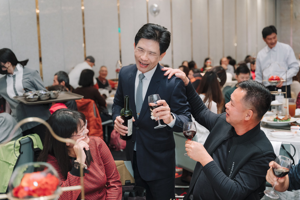 [高雄婚攝] Charles＆Lily 婚禮紀錄｜高雄林皇宮