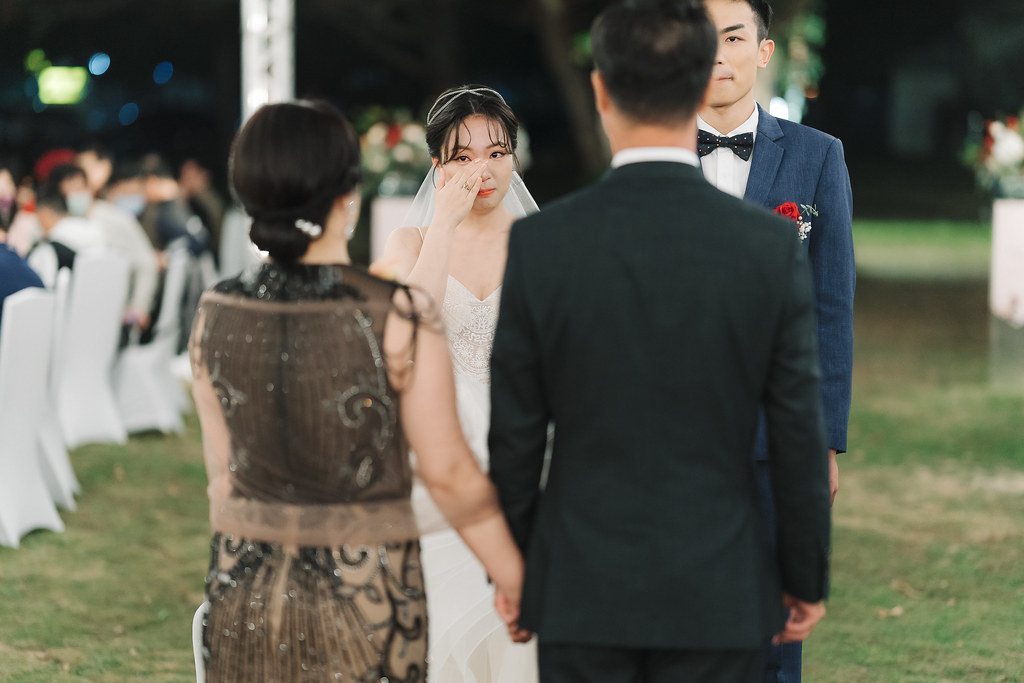 [高雄婚攝] Wally＆Helen 婚禮紀錄｜橋頭糖廠百世新天地