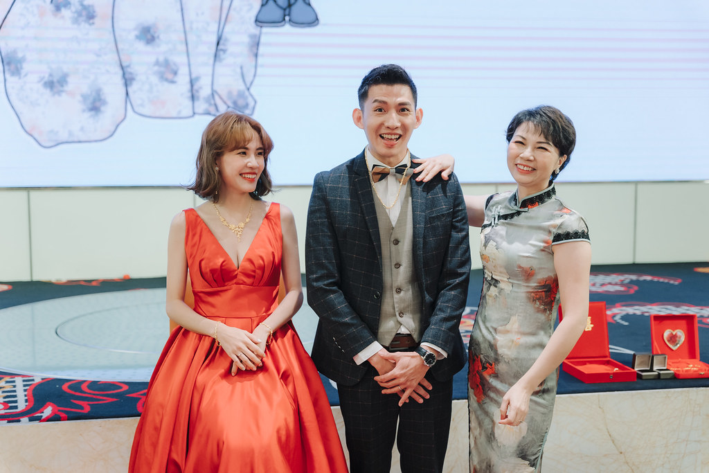 [高雄婚攝] Charles＆Lily 婚禮紀錄｜高雄林皇宮