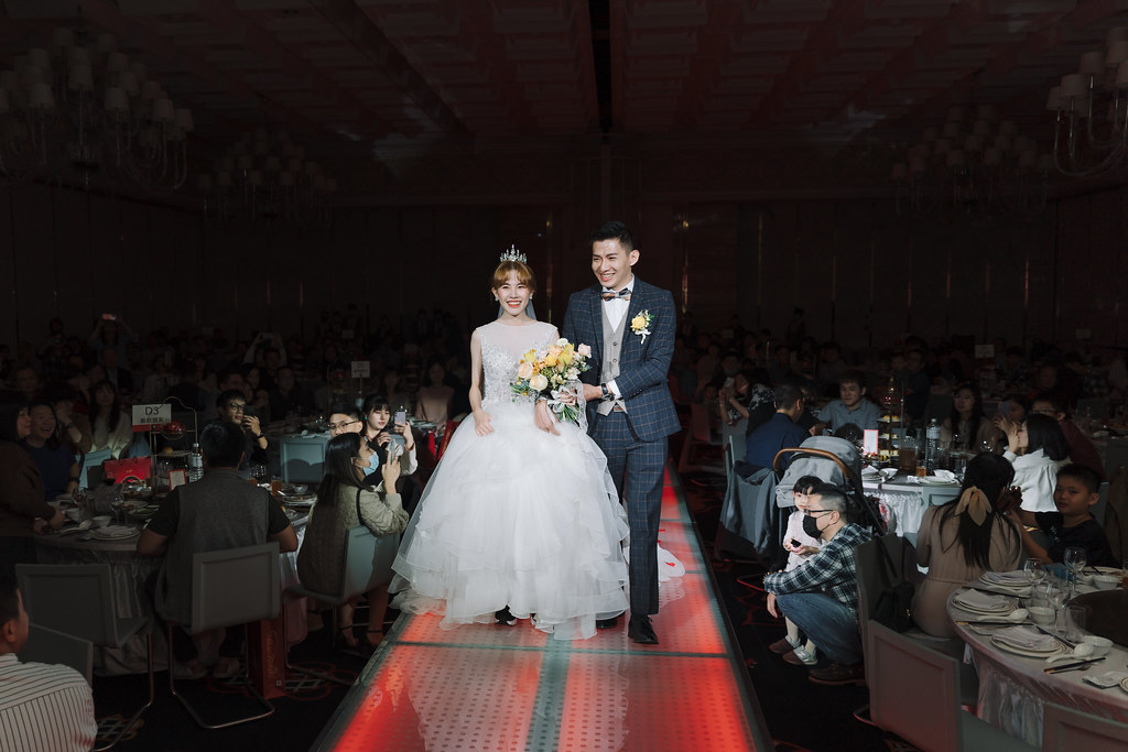 [高雄婚攝] Charles＆Lily 婚禮紀錄｜高雄林皇宮