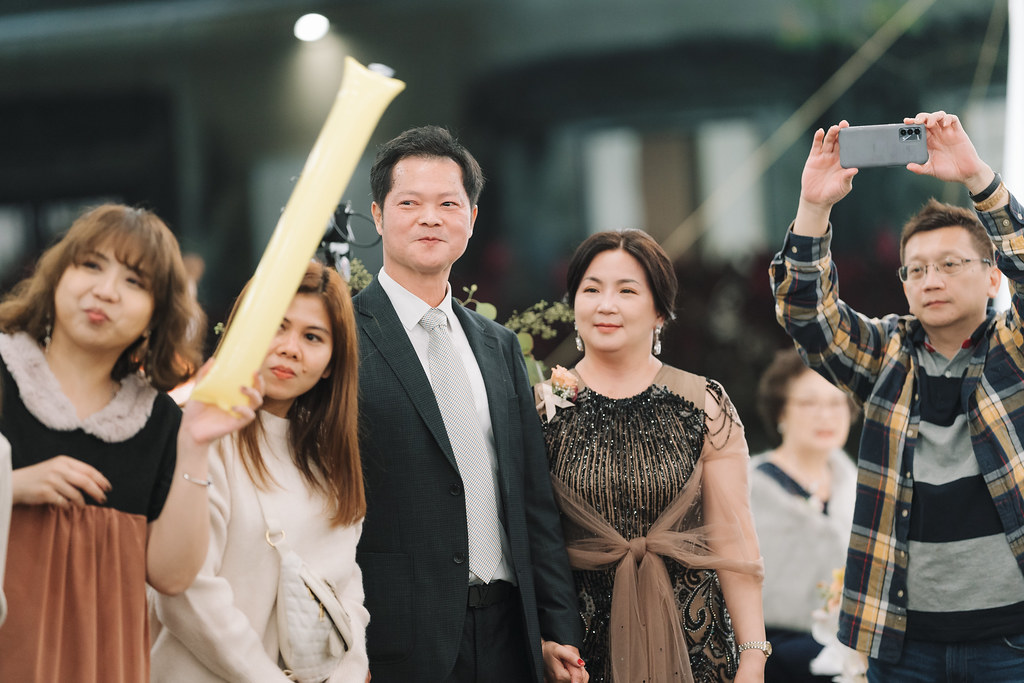 [高雄婚攝] Wally＆Helen 婚禮紀錄｜橋頭糖廠百世新天地