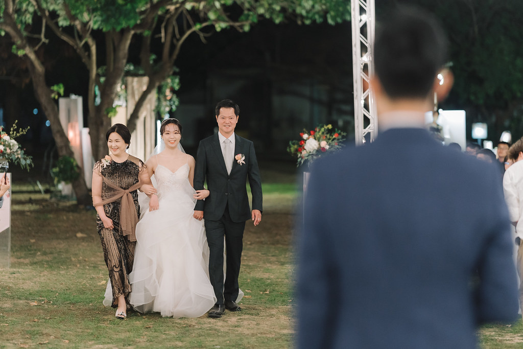 [高雄婚攝] Wally＆Helen 婚禮紀錄｜橋頭糖廠百世新天地