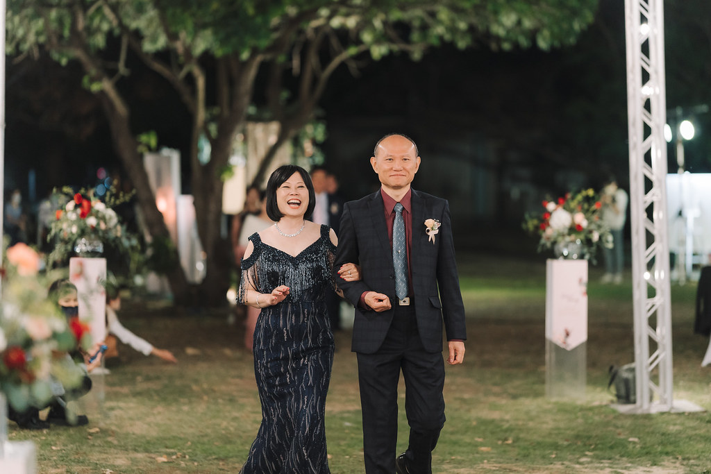 [高雄婚攝] Wally＆Helen 婚禮紀錄｜橋頭糖廠百世新天地