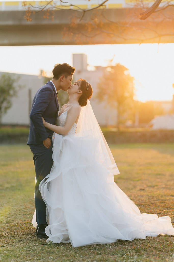 [高雄婚攝] Wally＆Helen 婚禮紀錄｜橋頭糖廠百世新天地