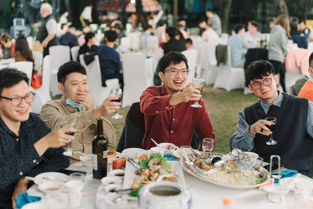 [高雄婚攝] Wally＆Helen 婚禮紀錄｜橋頭糖廠百世新天地