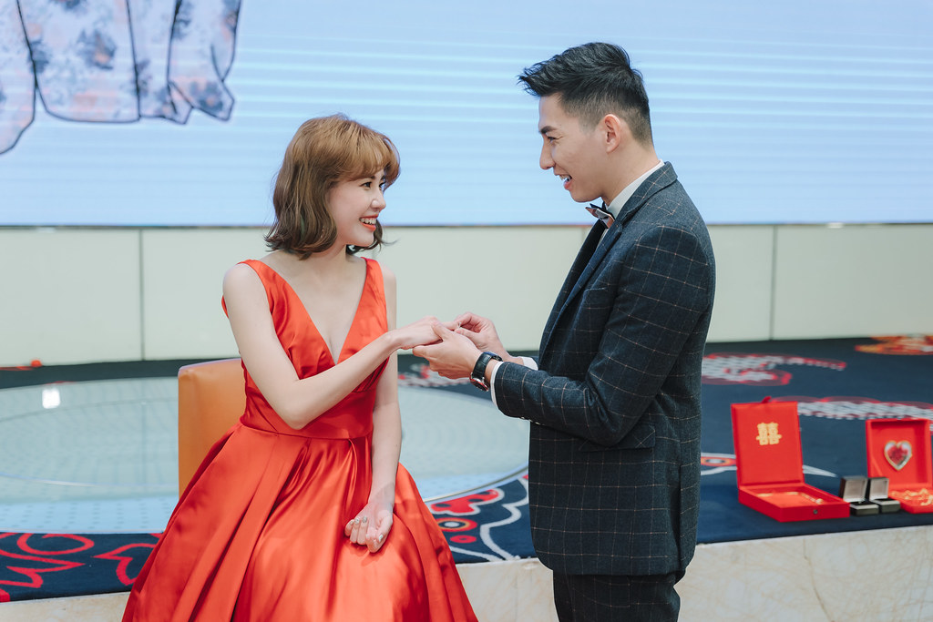 [高雄婚攝] Charles＆Lily 婚禮紀錄｜高雄林皇宮
