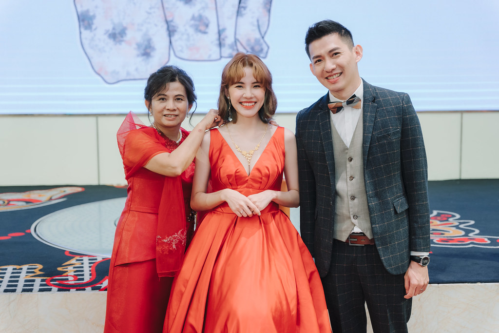[高雄婚攝] Charles＆Lily 婚禮紀錄｜高雄林皇宮