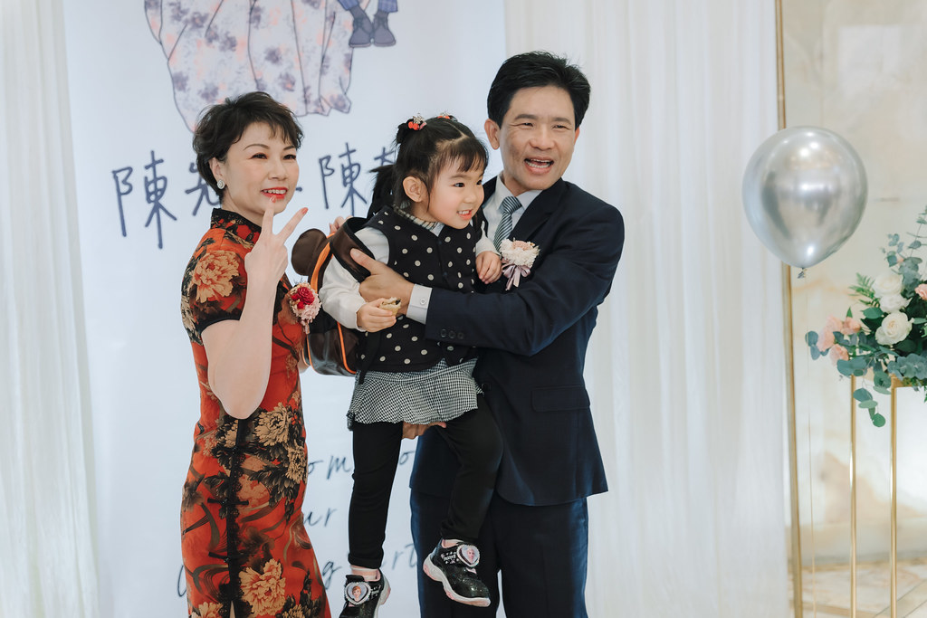 [高雄婚攝] Charles＆Lily 婚禮紀錄｜高雄林皇宮
