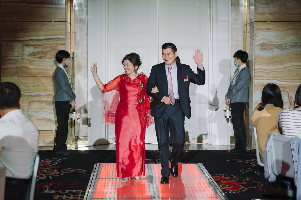 [高雄婚攝] Charles＆Lily 婚禮紀錄｜高雄林皇宮