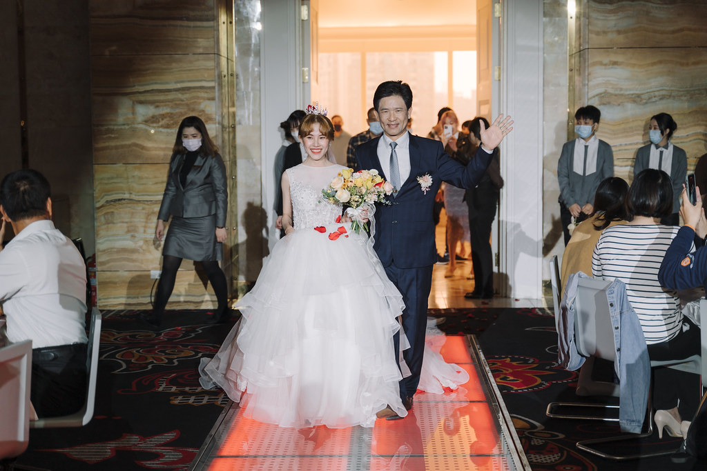 [高雄婚攝] Charles＆Lily 婚禮紀錄｜高雄林皇宮