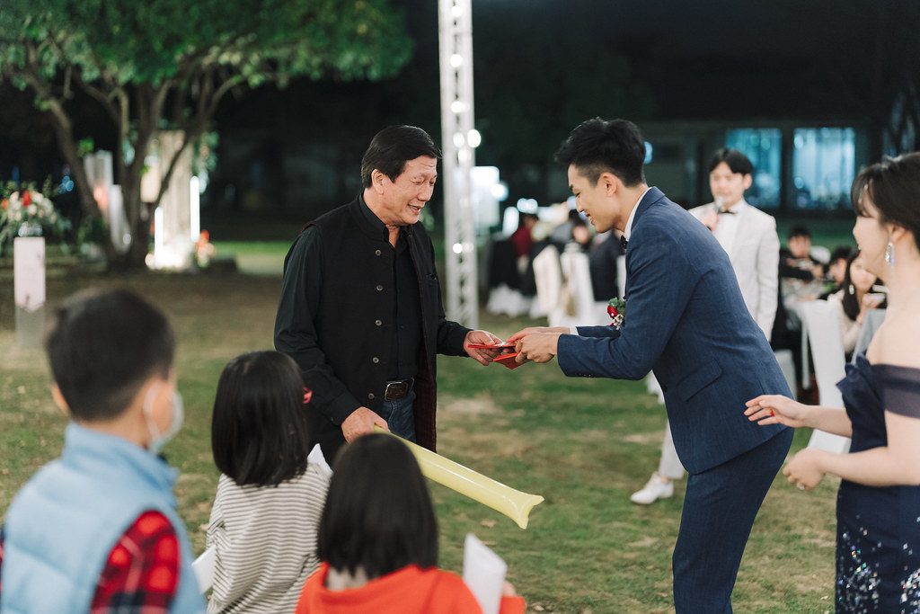 [高雄婚攝] Wally＆Helen 婚禮紀錄｜橋頭糖廠百世新天地