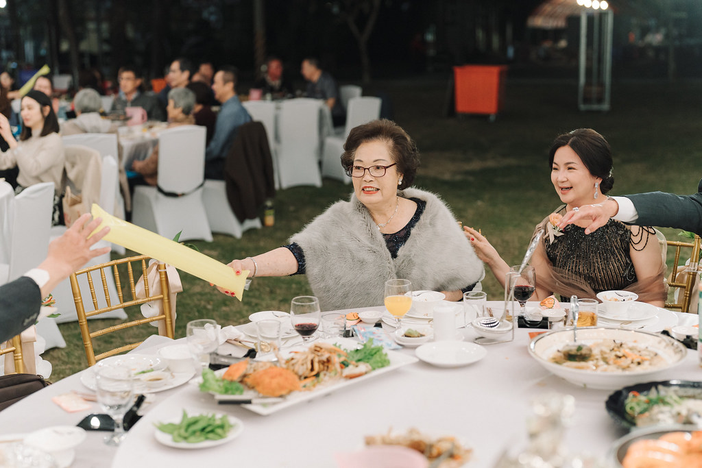 [高雄婚攝] Wally＆Helen 婚禮紀錄｜橋頭糖廠百世新天地