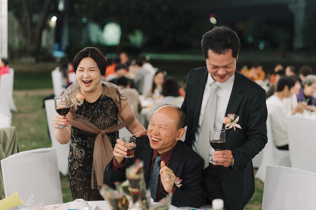 [高雄婚攝] Wally＆Helen 婚禮紀錄｜橋頭糖廠百世新天地