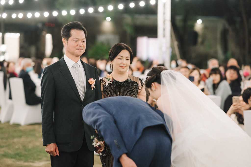 [高雄婚攝] Wally＆Helen 婚禮紀錄｜橋頭糖廠百世新天地