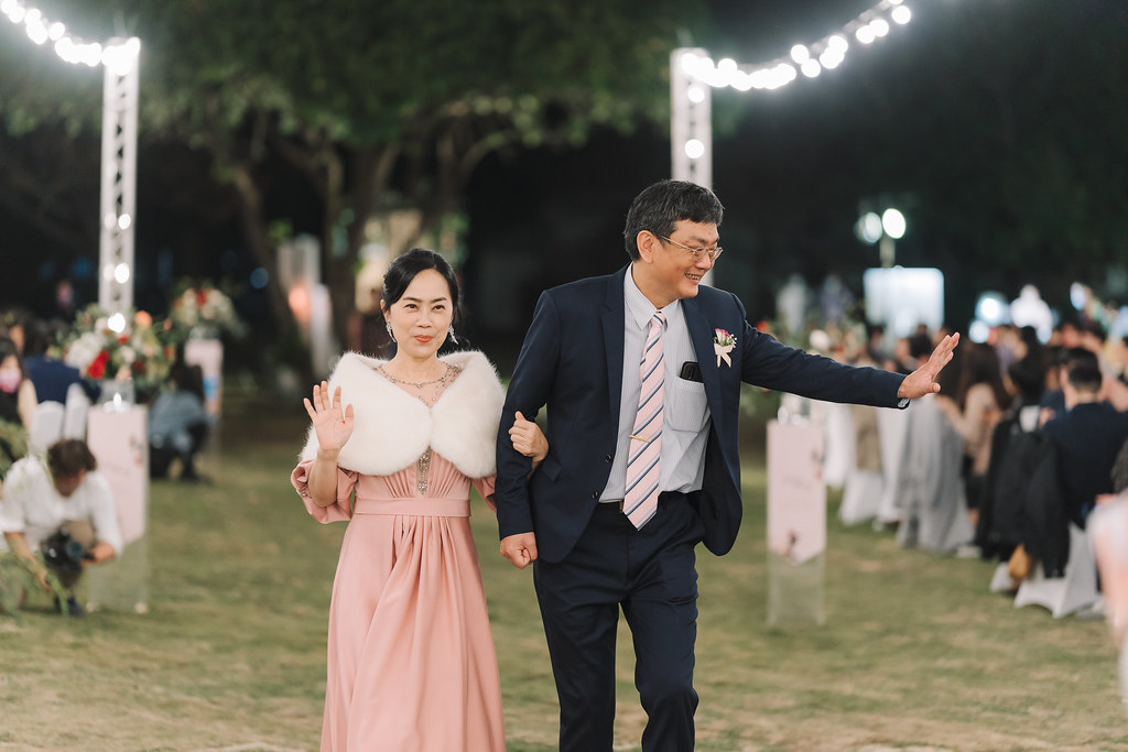 [高雄婚攝] Wally＆Helen 婚禮紀錄｜橋頭糖廠百世新天地