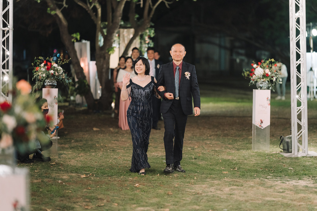 [高雄婚攝] Wally＆Helen 婚禮紀錄｜橋頭糖廠百世新天地