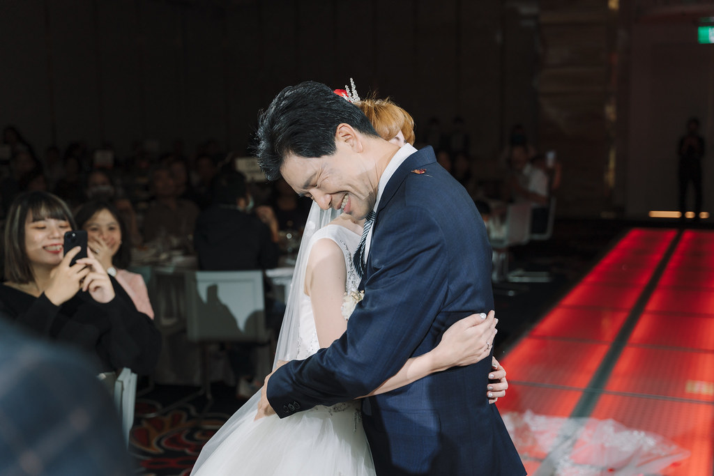 [高雄婚攝] Charles＆Lily 婚禮紀錄｜高雄林皇宮
