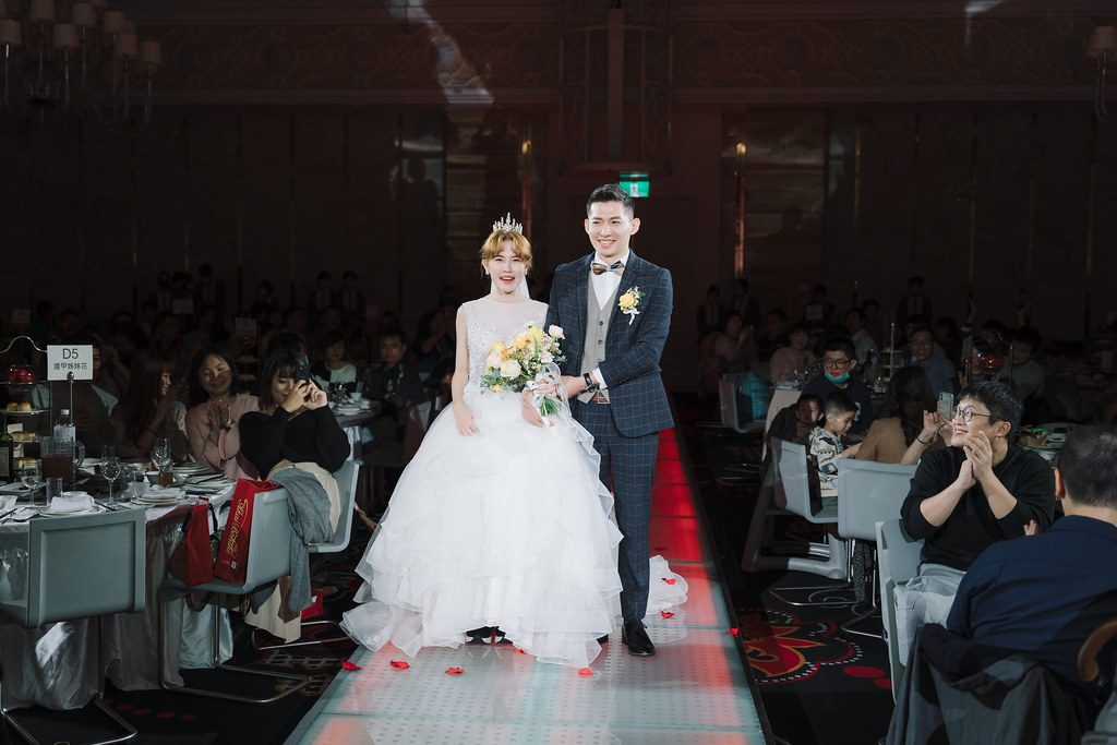[高雄婚攝] Charles＆Lily 婚禮紀錄｜高雄林皇宮