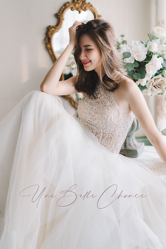 49458543601_5e07fc2f7b_c CasablancaBridal-削肩款白紗